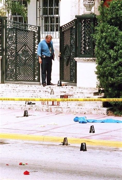 assasination of versace|when was gianni versace killed.